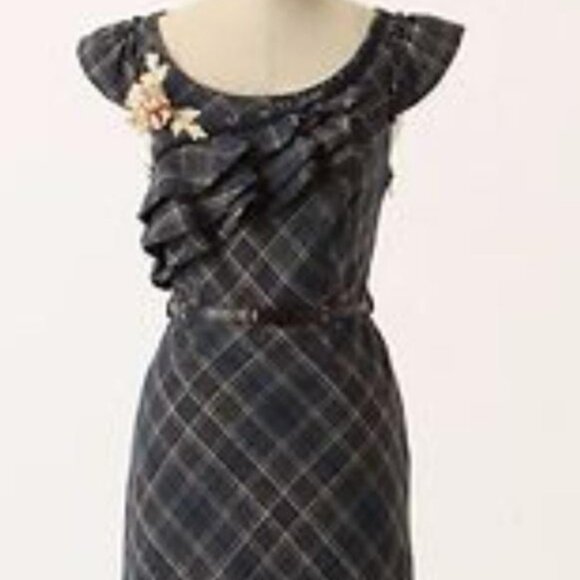 Anthropologie Dresses & Skirts - Cap Sleeve Floreat Plaid Dress